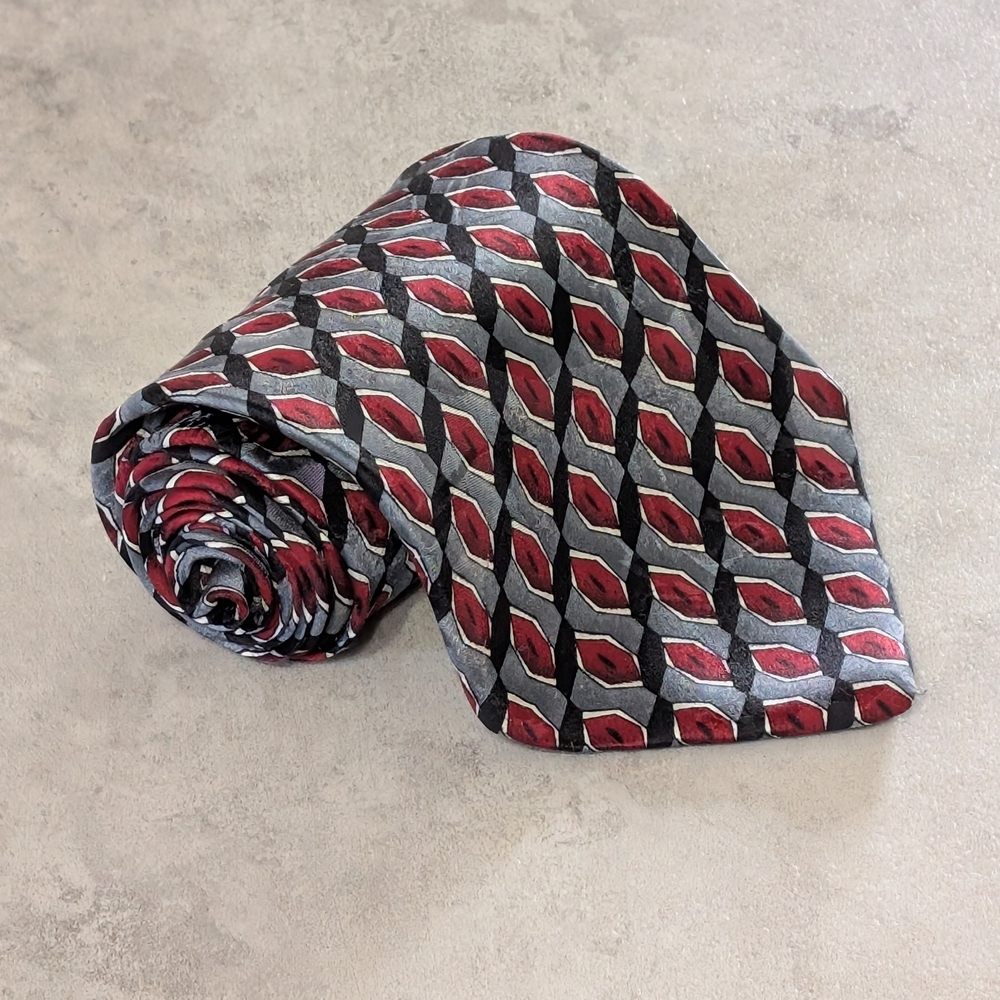 Monterey Bay By J Blades & Co Men's Pure Silk Neck Tie Red Geometric 57.5x4"